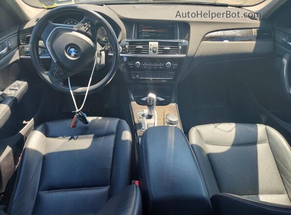 5UXWX7C37H0W39684 2017 BMW X3 Gray Առջևի վահանակի տեսք