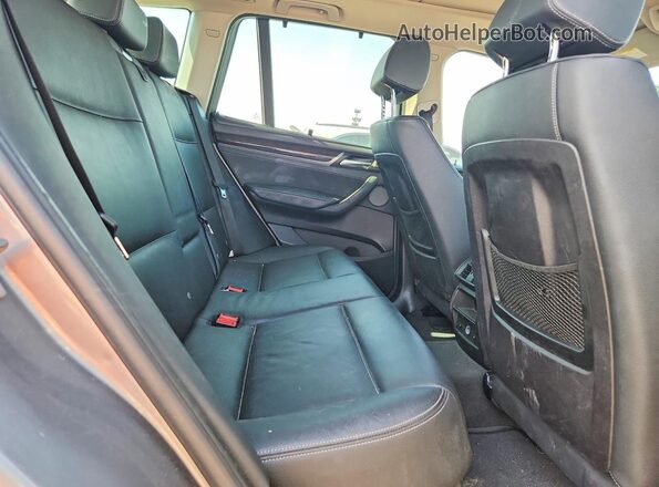 5UXWX7C37H0W39684 2017 BMW X3 Gray Սալոնի հետևի տեսք