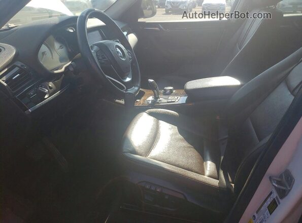 5UXWX7C51H0U41202 2017 BMW X3 Белый Вид салона спереди