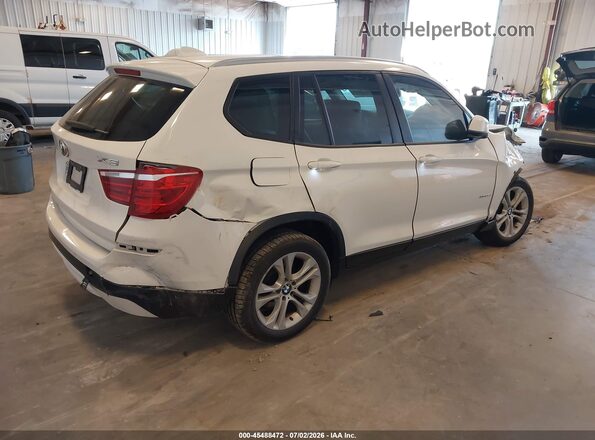 5UXWX7C55H0S19374 2017 BMW X3 White Trasero derecho