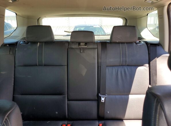 5UXWX7C56G0K36666 2016 BMW X3 White Widok tylnych siedzeń