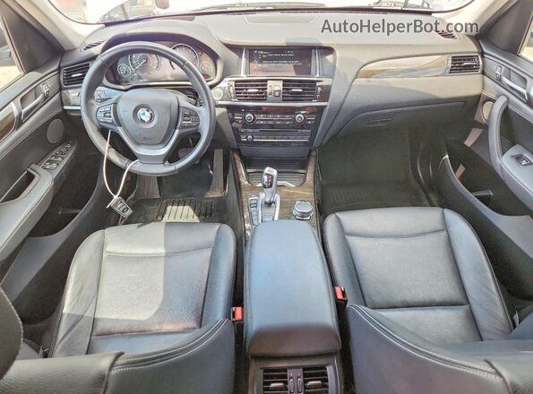 5UXWX7C58G0R18304 2016 BMW X3 Gray Widok deski rozdzielczej