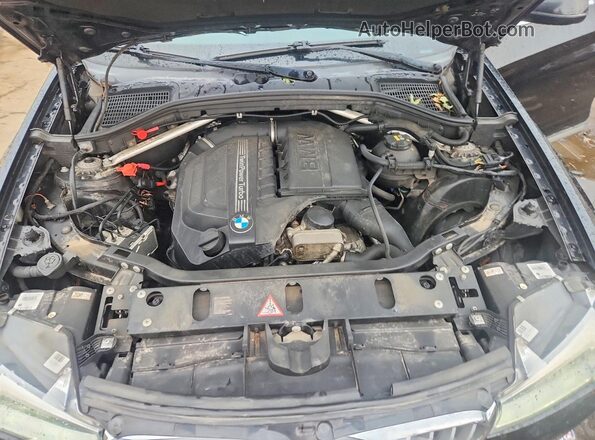 5UXWX7C5XG0R17641 2016 BMW X3 Black Vista del compartimento del motor