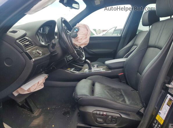 5UXWX7C5XH0U42882 2017 BMW X3 Черный Вид салона спереди