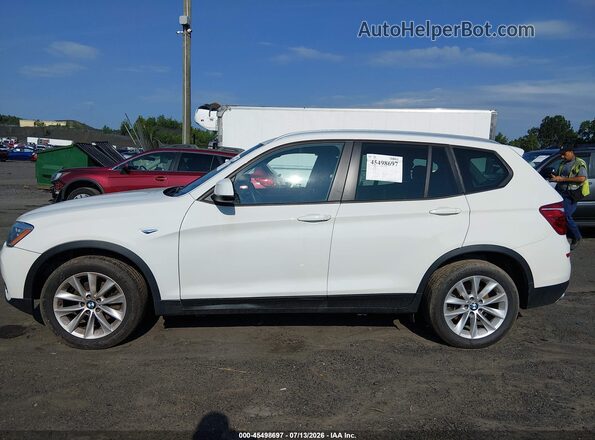 5UXWX9C31H0W76760 2017 BMW X3 White Панорамний вид салону 360°