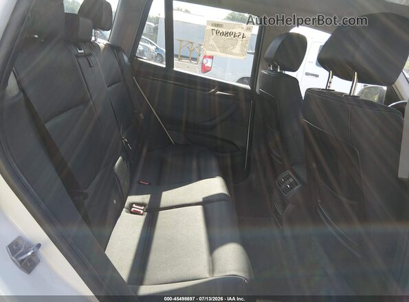 5UXWX9C31H0W76760 2017 BMW X3 White Вид наклейки з VIN-кодом