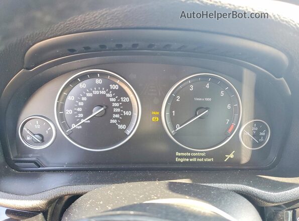 5UXWX9C32H0T19460 2017 BMW X3 White ხელსაწყოთა პანელის ხედი