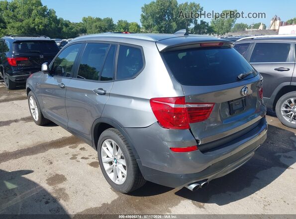 5UXWX9C33H0T18317 2017 BMW X3 Серебряный Задняя левая четверть