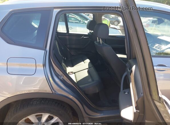 5UXWX9C33H0T18317 2017 BMW X3 Серебряный Вид наклейки с VIN-кодом