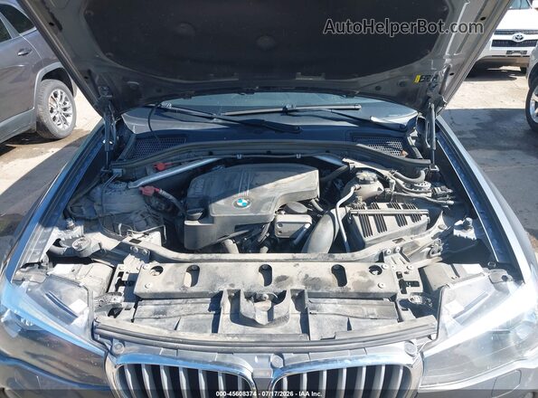 5UXWX9C33H0T18317 2017 BMW X3 Серебряный Вид сзади