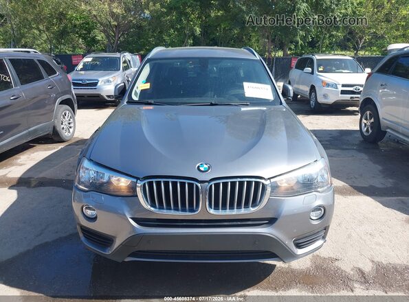 5UXWX9C33H0T18317 2017 BMW X3 Серебряный Вид щитка приборов