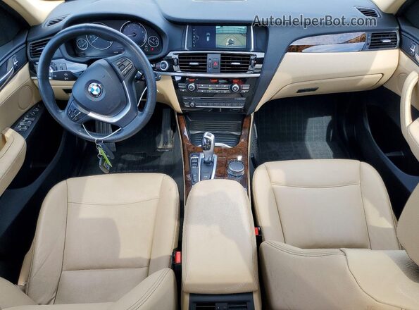 5UXWX9C33H0W68014 2017 BMW X3 Silver Вид панелі приладів