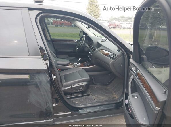5UXWX9C33H0W69583 2017 BMW X3 Black Вид салону спереду
