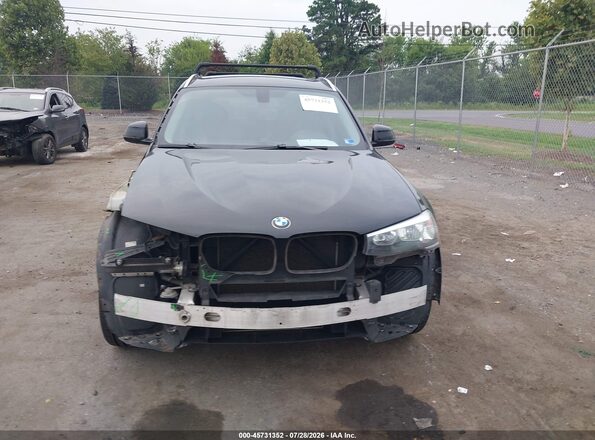 5UXWX9C33H0W69583 2017 BMW X3 Black Вид задньої частини салону
