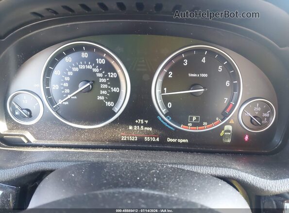 5UXWX9C35H0T21946 2017 BMW X3 White Вид задніх сидінь