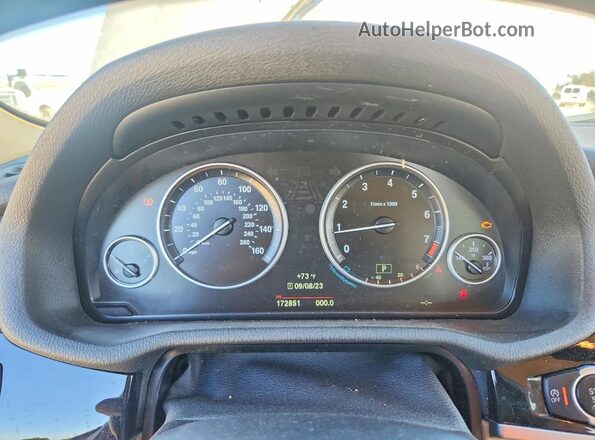 5UXWX9C36H0T22202 2017 BMW X3 Silver Widok zestawu wskaźników