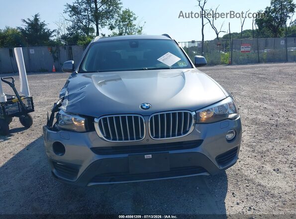 5UXWX9C37H0T25027 2017 BMW X3 Gray Вид щитка приладів
