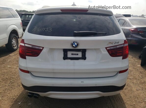 5UXWX9C38H0T22069 2017 BMW X3 White Հետևի տեսք