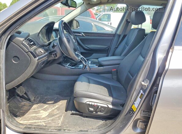 5UXWX9C38H0T24842 2017 BMW X3 Silver Front interior view