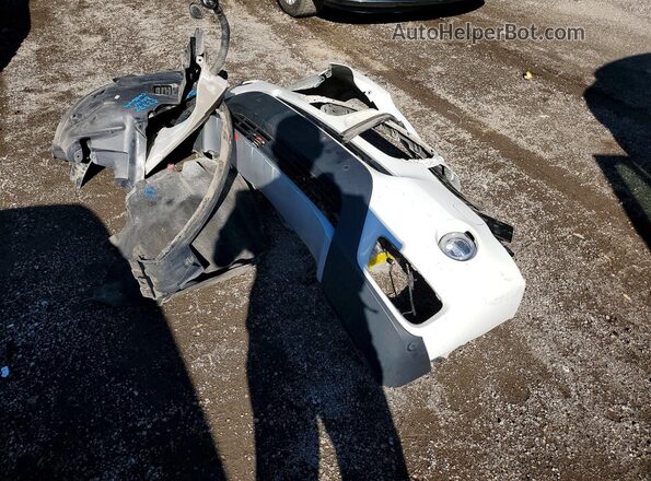 5UXWX9C50H0T14923 2017 BMW X3 White Widok naklejki z numerem VIN