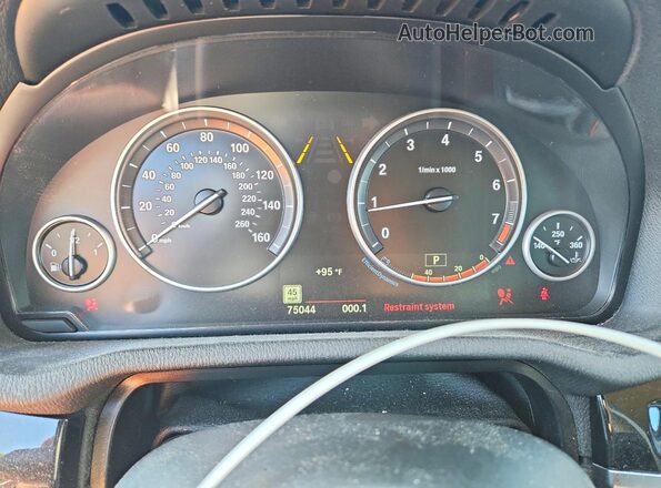 5UXWX9C52G0D68502 2016 BMW X3 Black Սարքավորումների վահանակի տեսք