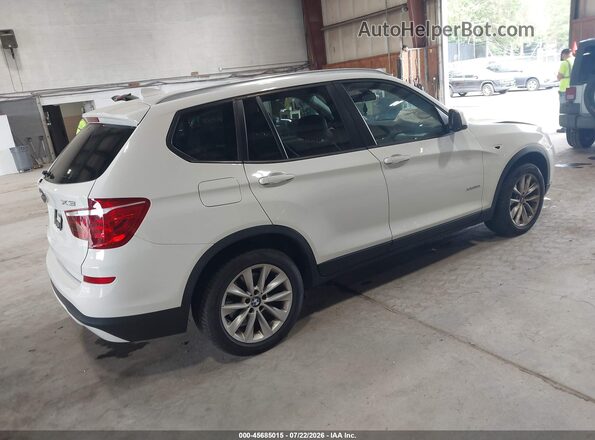 5UXWX9C52H0T10470 2017 BMW X3 White Tył prawy