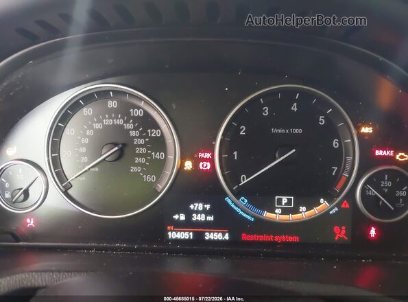 5UXWX9C52H0T10470 2017 BMW X3 White Widok tylnych siedzeń