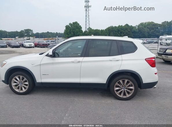 5UXWX9C52H0T12655 2017 BMW X3 White Widok wnętrza 360 stopni