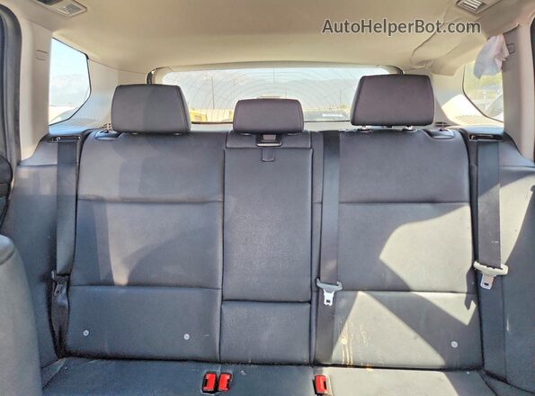 5UXWX9C54G0D77816 2016 BMW X3 Серебряный Вид задних сидений