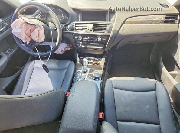 5UXWX9C54G0D77816 2016 BMW X3 Серебряный Вид панели приборов