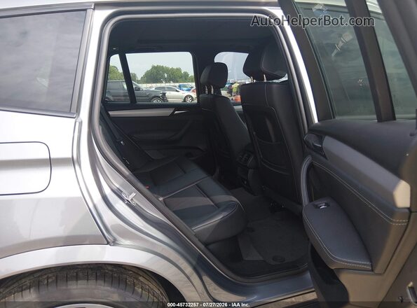 5UXWX9C56H0D97440 2017 BMW X3 Gray Widok naklejki z numerem VIN