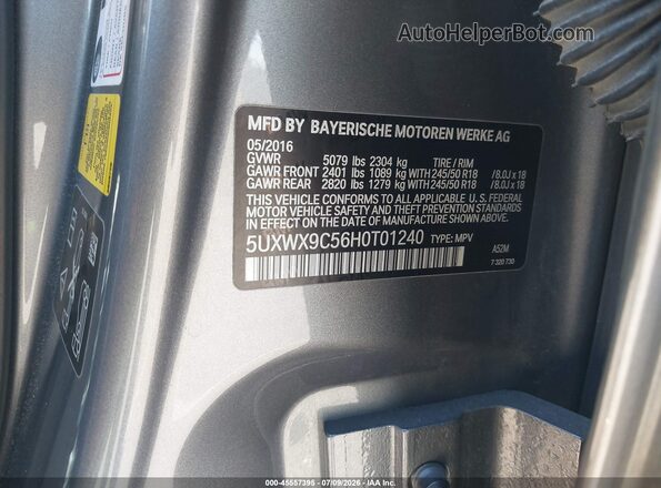 5UXWX9C56H0T01240 2017 BMW X3 Gray Вид підкапотного простору