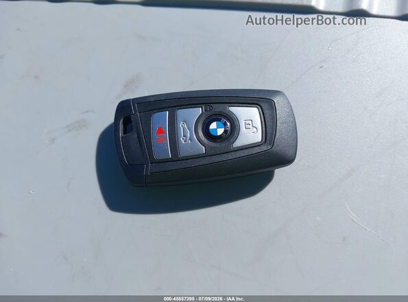 5UXWX9C56H0T01240 2017 BMW X3 Gray Вид панелі приладів