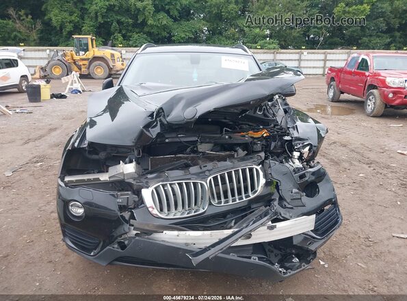 5UXWX9C59H0T13818 2017 BMW X3 Black Widok z przodu