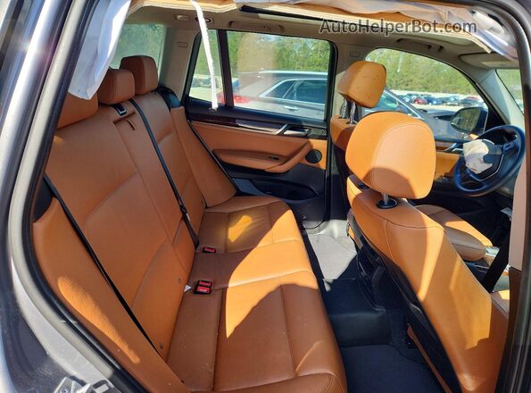 5UXWX9C5XG0D81000 2016 BMW X3 Серый Вид задних сидений