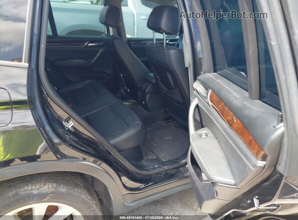 5UXWX9C5XH0T04741 2017 BMW X3 Черный Вид наклейки с VIN-кодом