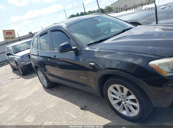5UXWX9C5XH0T04741 2017 BMW X3 Черный Вид задней части салона