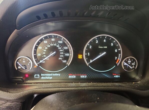 5UXWX9C5XH0T09213 2017 BMW X3 White Widok zestawu wskaźników