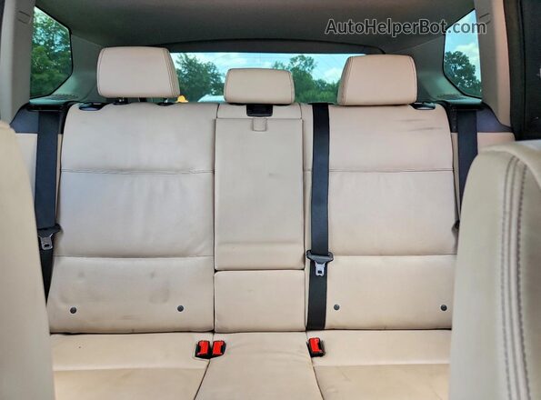 5UXWY3C55G0N86909 2016 BMW X3 Silver Widok tylnych siedzeń