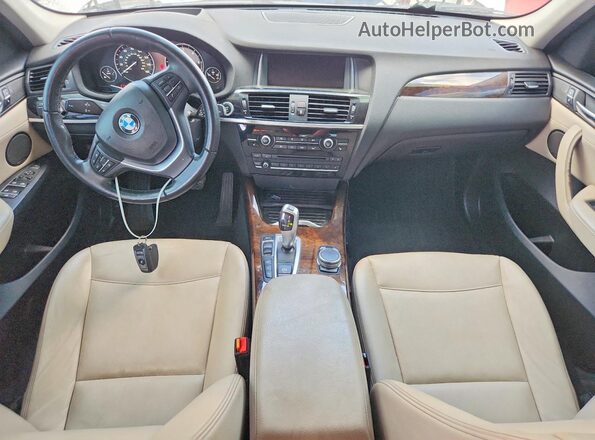 5UXWY3C55G0N86909 2016 BMW X3 Silver Widok deski rozdzielczej