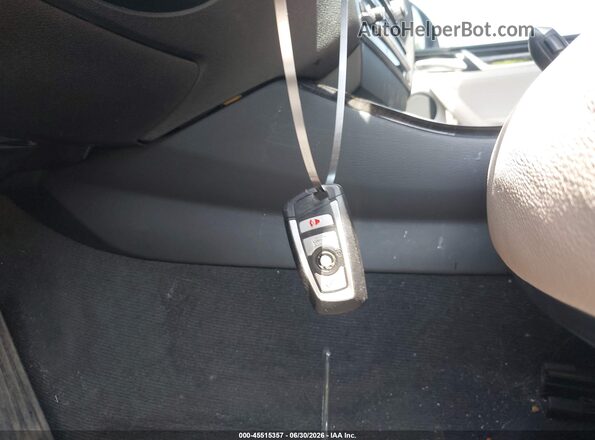5UXWY3C56G0N86885 2016 BMW X3 Silver Առջևի վահանակի տեսք