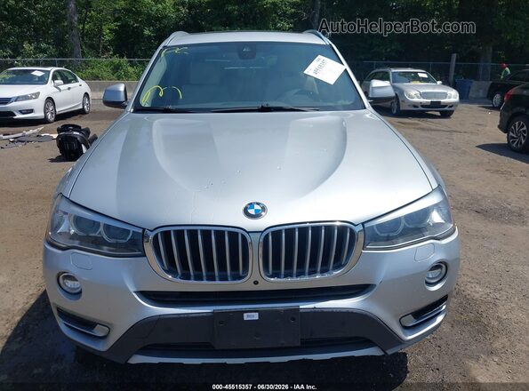 5UXWY3C56G0N86885 2016 BMW X3 Silver Սարքավորումների վահանակի տեսք