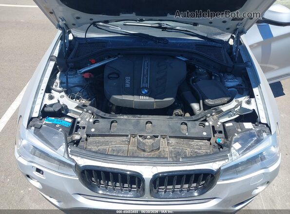 5UXWY3C5XG0N88848 2016 BMW X3 Silver Widok z tyłu
