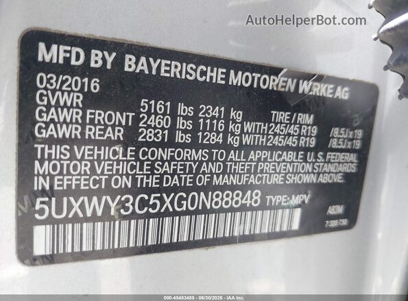 5UXWY3C5XG0N88848 2016 BMW X3 Silver Widok komory silnika