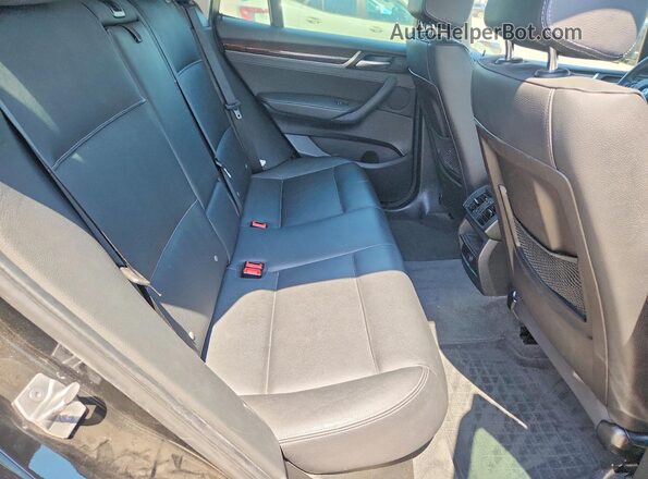 5UXWZ7C32H0X40111 2017 BMW X3 Black Հետևի նստատեղերի տեսք