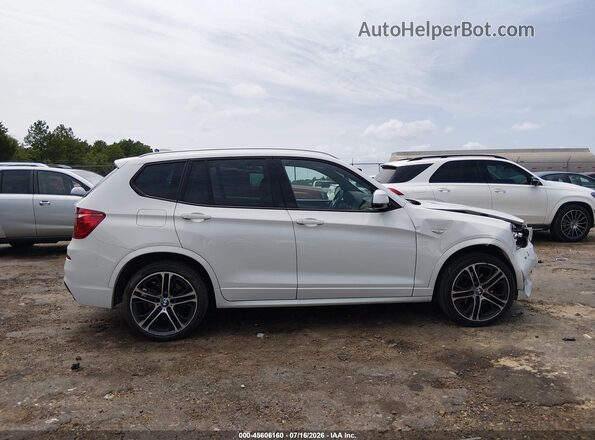 5UXWZ7C34H0X41955 2017 BMW X3 White უკანა სალონის ხედი