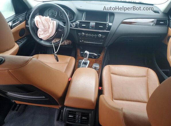 5UXWZ7C36H0V87541 2017 BMW X3 Белый Вид панели приборов