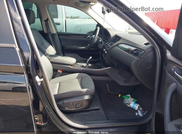5UXWZ7C38H0V93857 2017 BMW X3 Black Widok wnętrza z przodu