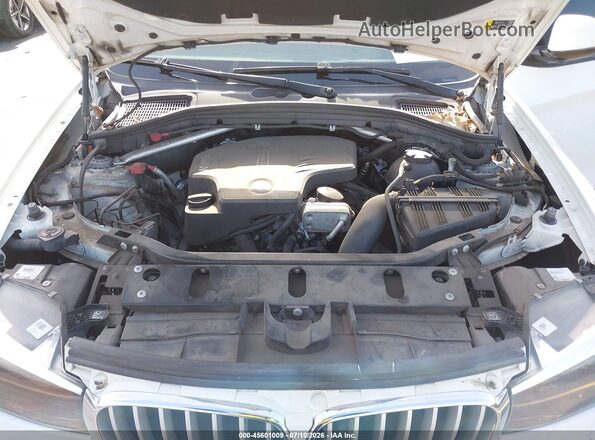 5UXWZ7C39H0V94760 2017 BMW X3 White Հետևի տեսք