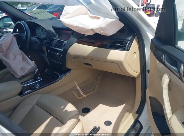 5UXWZ7C56G0R31966 2016 BMW X3 White Widok wnętrza z przodu